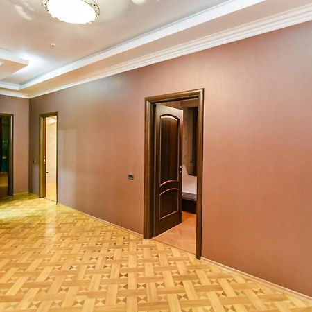 Vip Apartment Number One 巴库 外观 照片