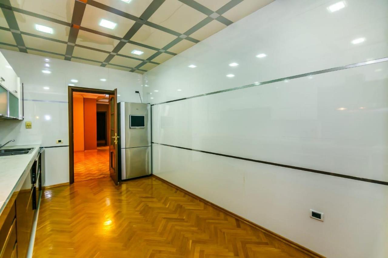 Vip Apartment Number One 巴库 外观 照片