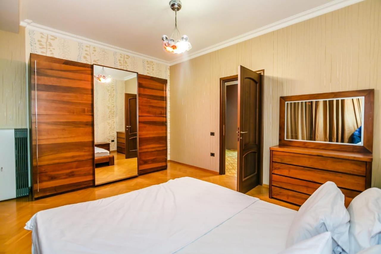 Vip Apartment Number One 巴库 外观 照片