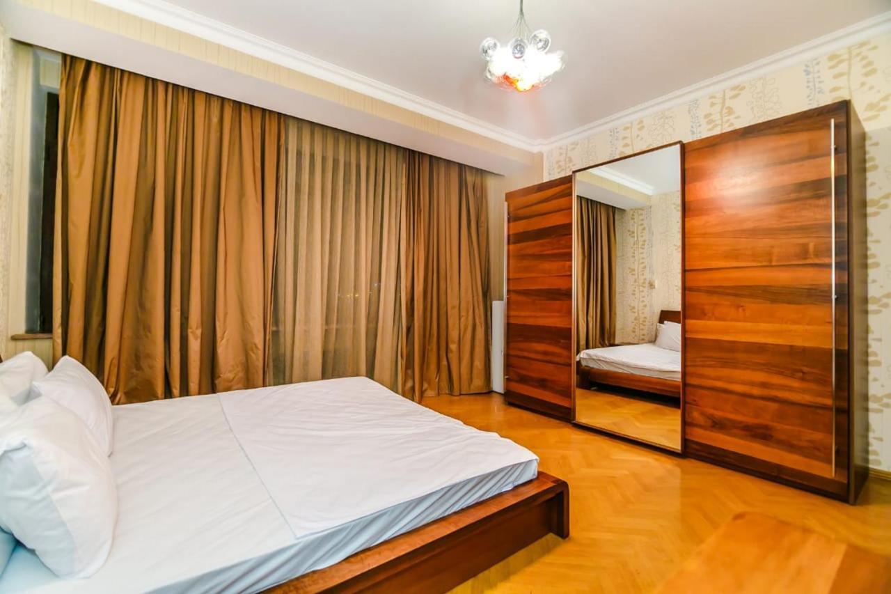 Vip Apartment Number One 巴库 外观 照片