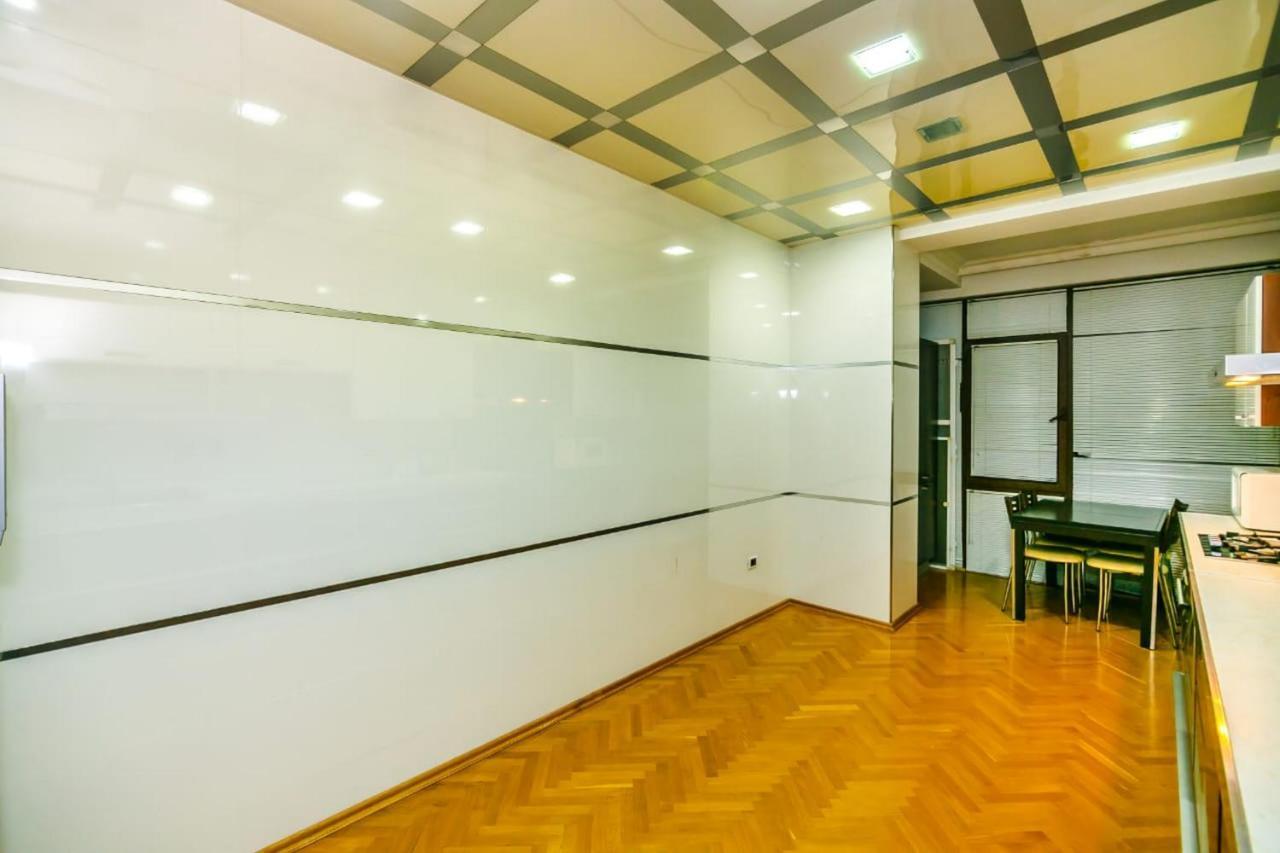 Vip Apartment Number One 巴库 外观 照片